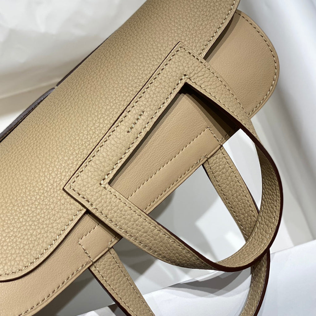 HALZAN 25 HANDLE BAG IN TAN BROWN GRAINED CALFSKIN