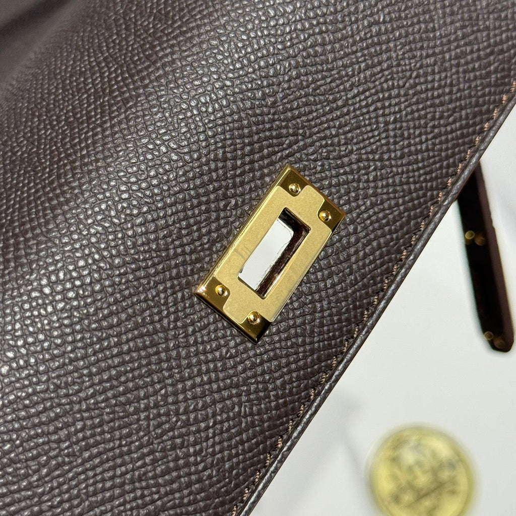 KELLY 25CM IN EBENE EPSOM CALFSKIN GOLD HARDWARE