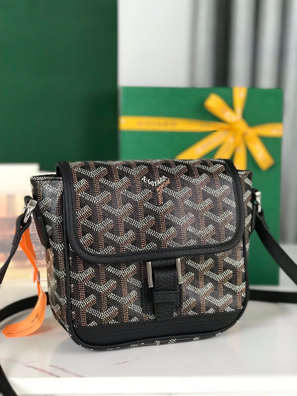 GRAND BLEU 16 IN BLACK GOYARDINE CANVAS AND LAMBSKIN